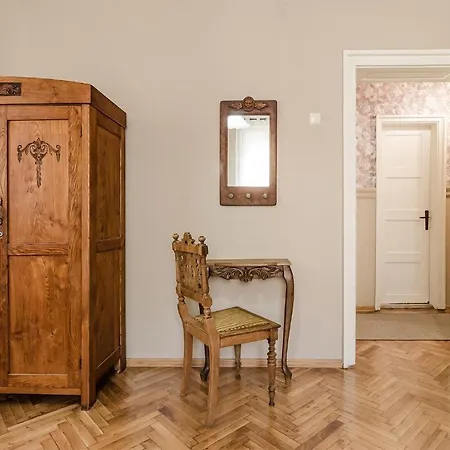 жасмин Apartment Warna